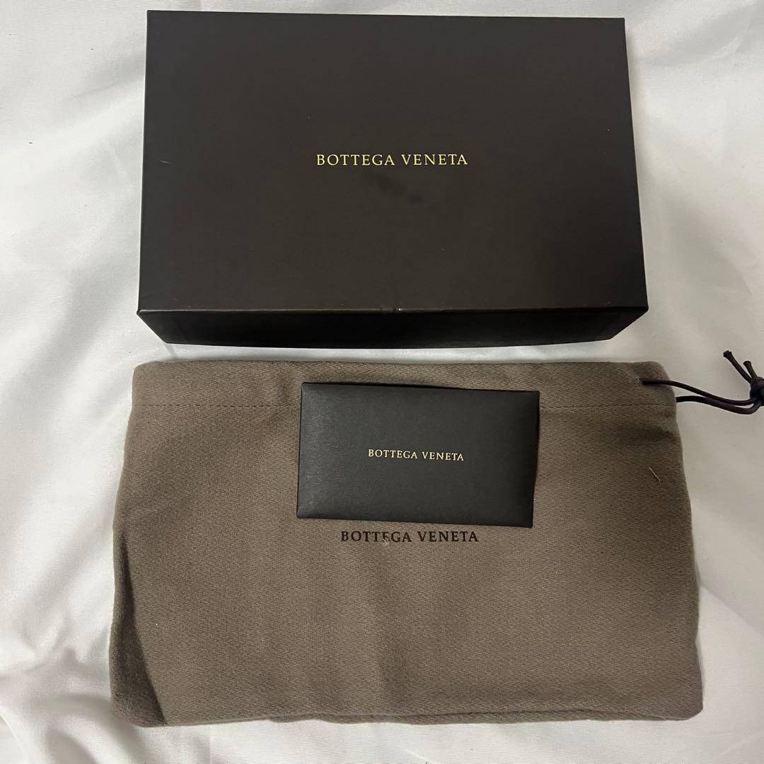 未使用✨　Bottega Veneta 折り財布　イントレチャート　レザー　黒
