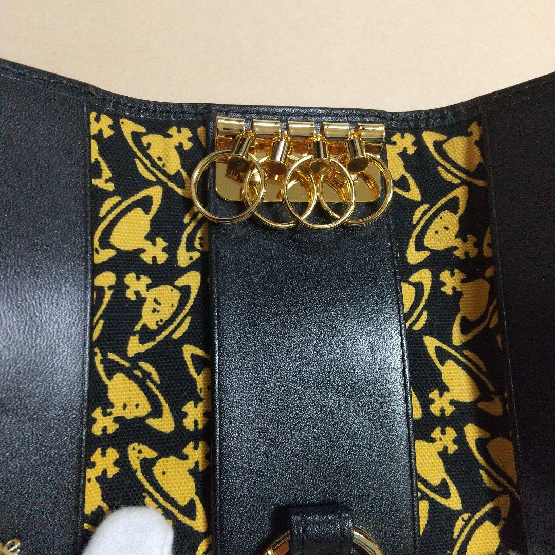 新品同様 Vivienne Westwood ヴィヴィアン 男女兼用 キーケース