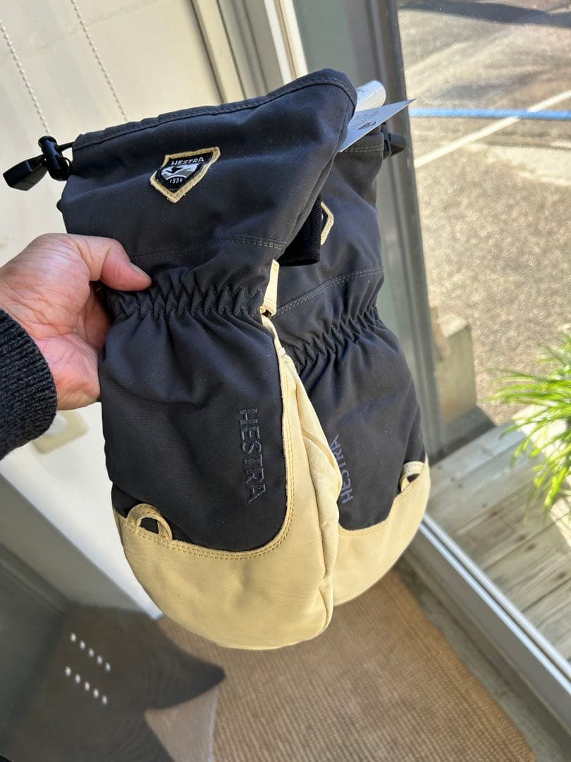 Hestra Alpine Pro ミトングローブ 8
