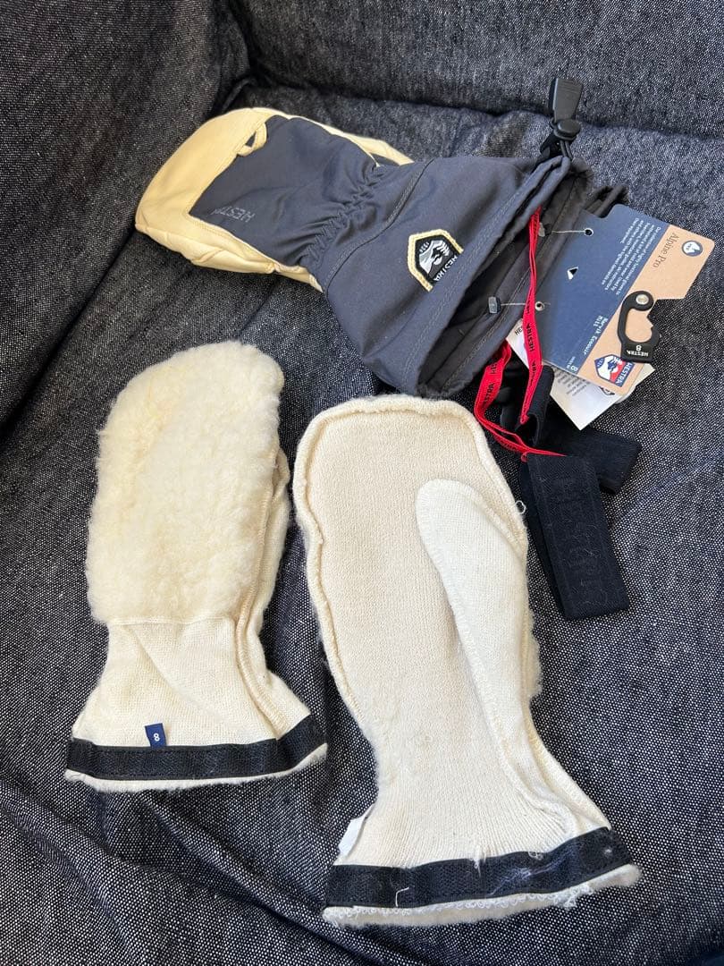 Hestra Alpine Pro ミトングローブ 8