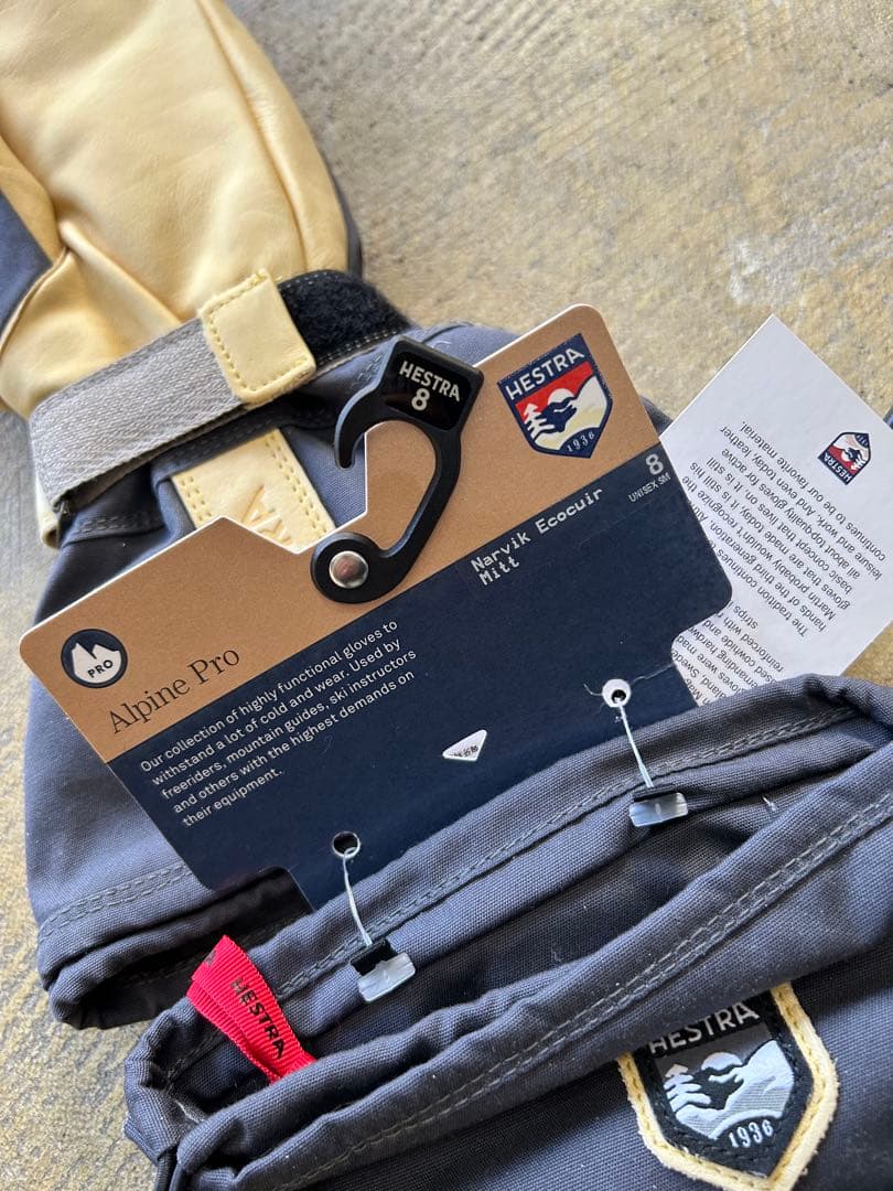 Hestra Alpine Pro ミトングローブ 8