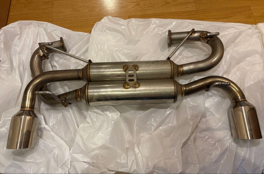 【車検対応】GR86 フジツボ A-R 二本出しマフラー　560-23212