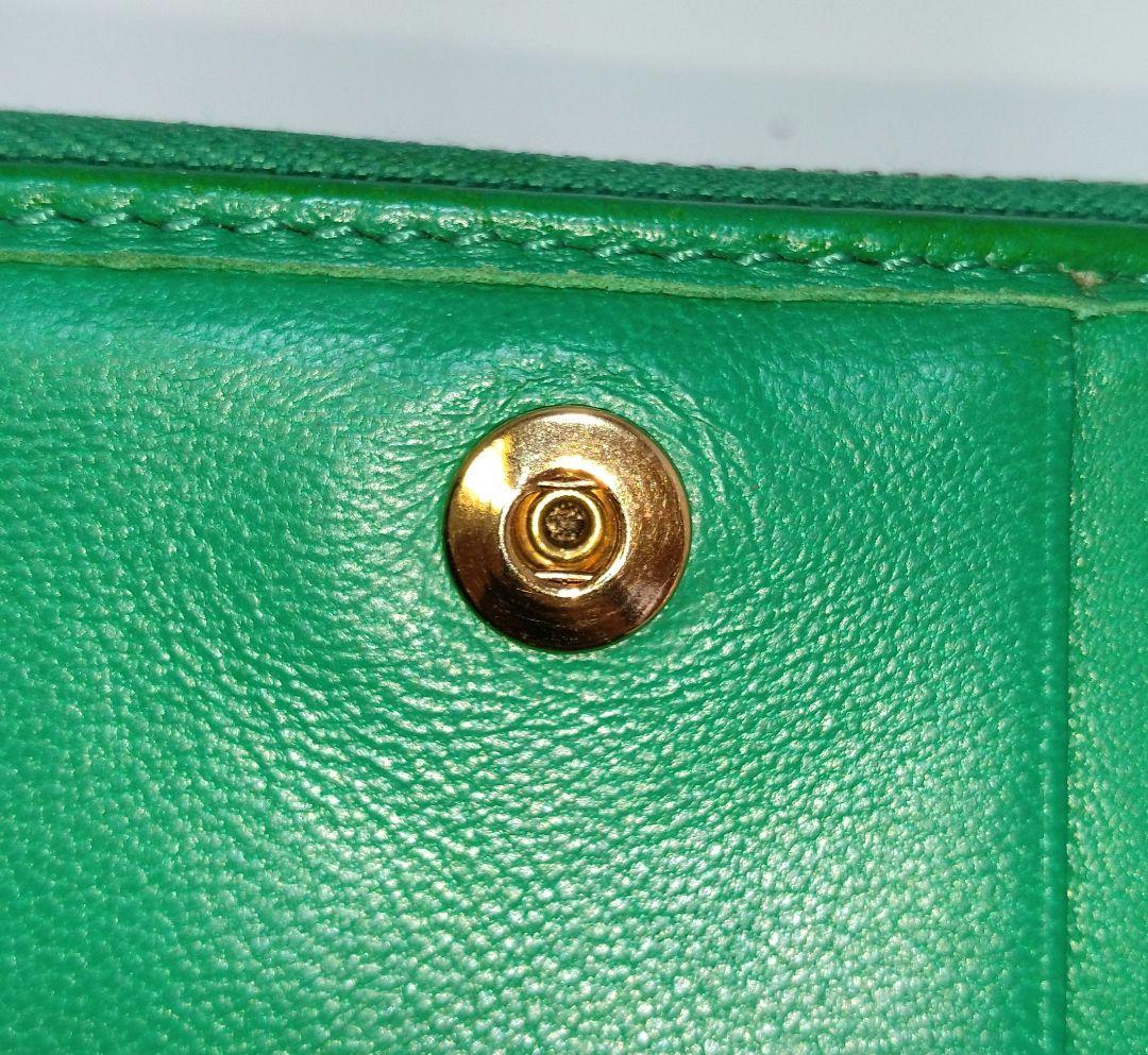 VERSACE ヴェルサーチ キルティング 二つ折り財布 レザー グリーン 緑