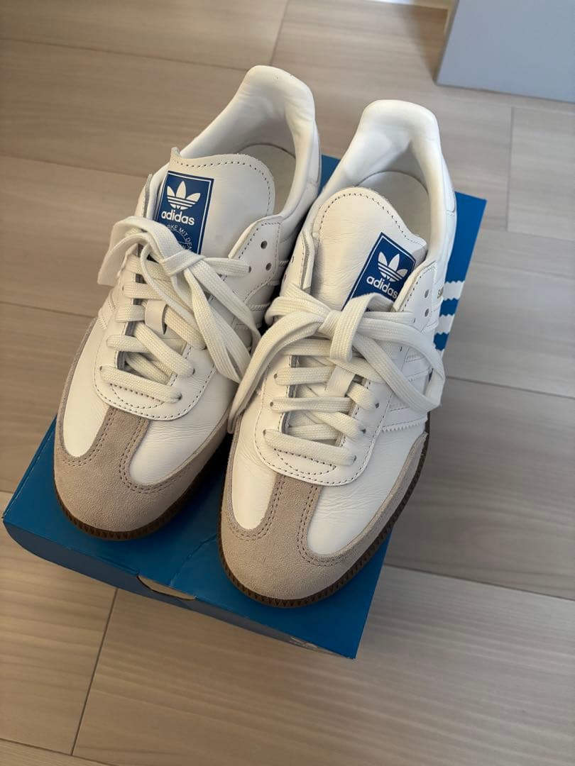 adidas samba ホワイト/グレー スニーカー