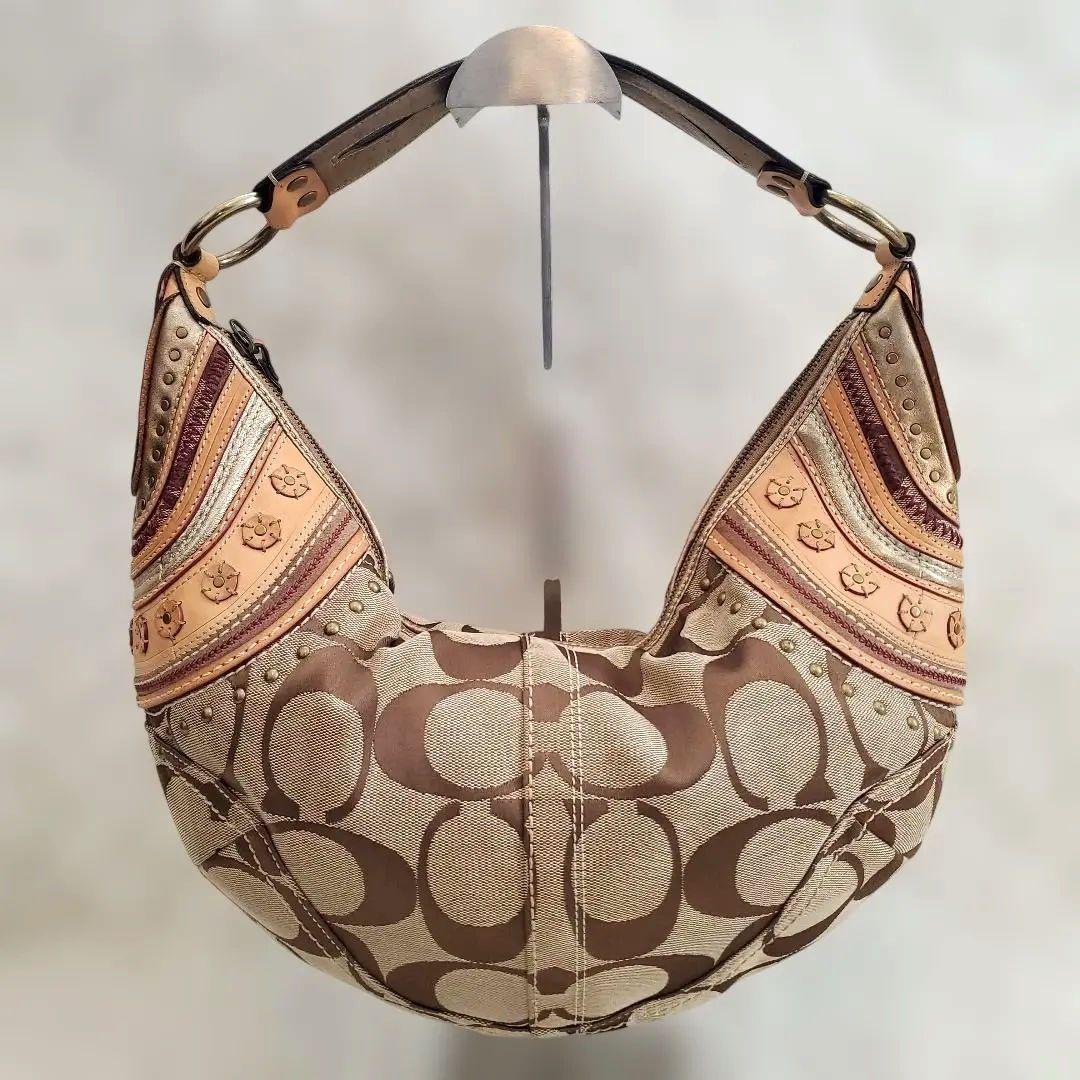 ⭐極美⭐COACH シグネクチャー パッチワーク ハーフムーン ショルダーバッグ