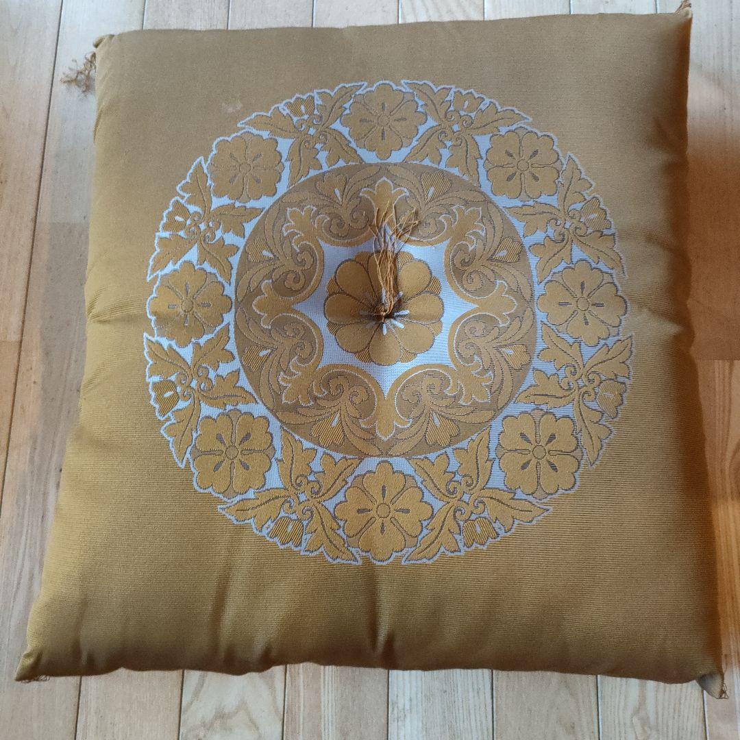 【wonderwall76様用】 花柄座布団 13枚