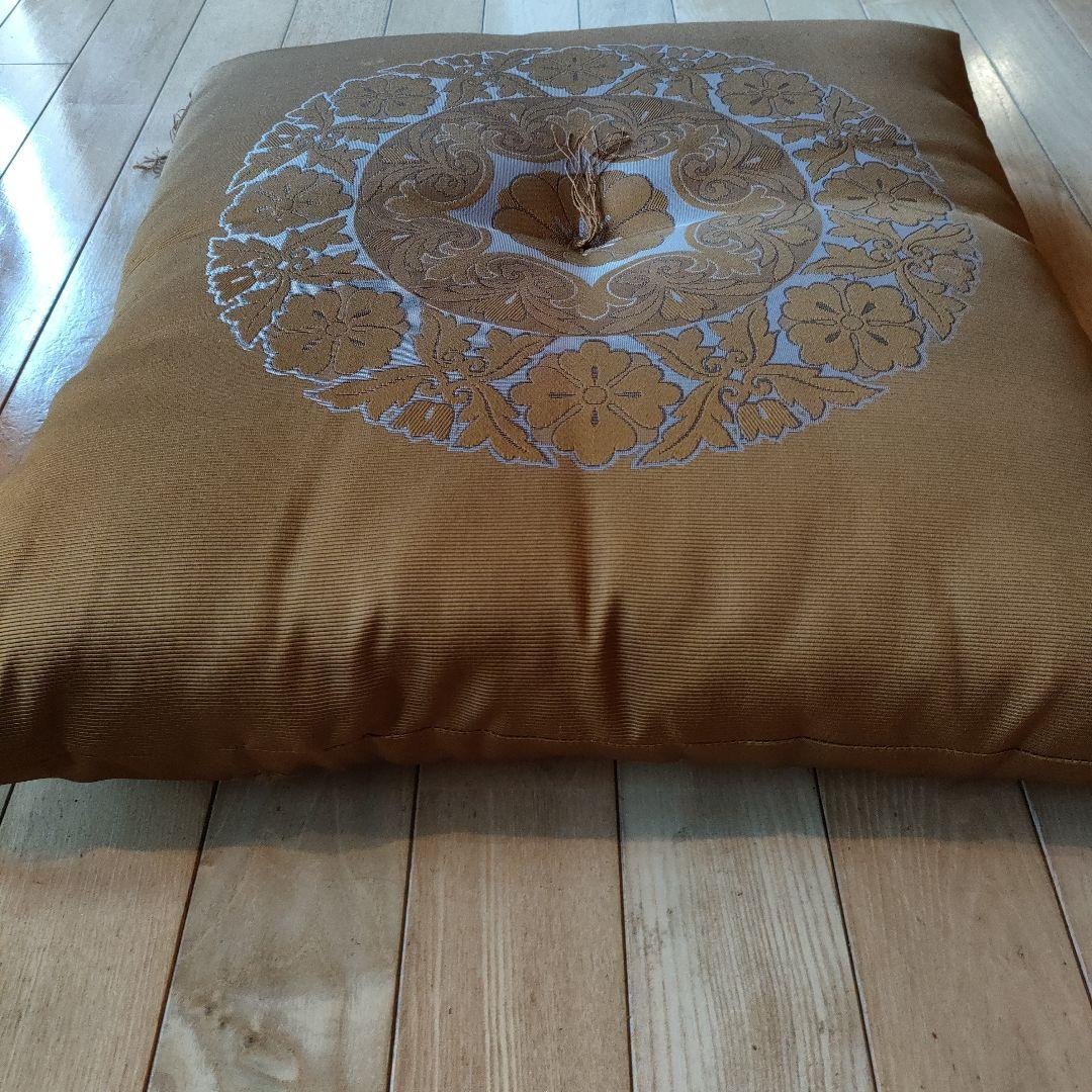 【wonderwall76様用】 花柄座布団 13枚