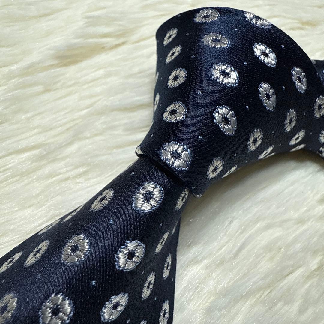 【美品】Yves Saint Laurent ネクタイ　高級シルク　サンローラン