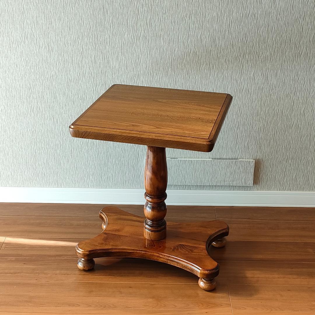 アンティーク　サイドテーブル　コーヒーテーブル　丸脚　スクエア