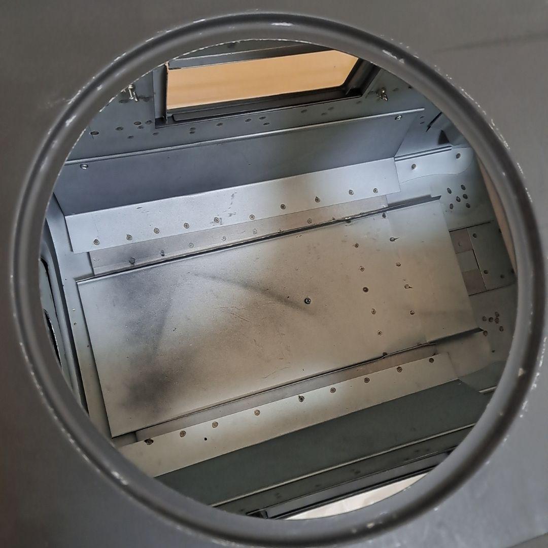 新保製作所　角型３面窓付薪ストーブ【専用ケース付】