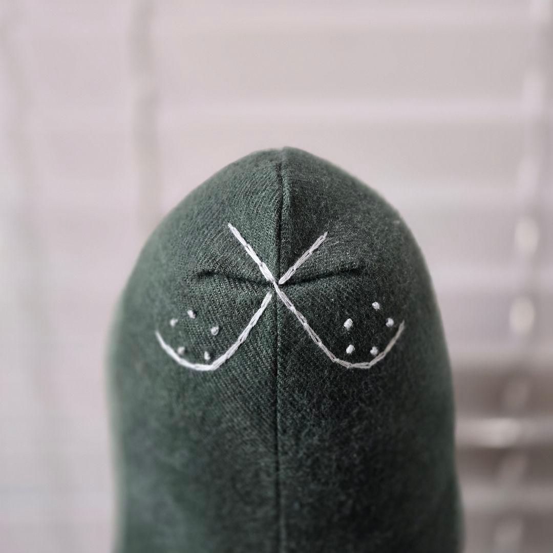 ミナペルホネン usagi cushion・どんなインテリアにも馴染む深緑色♪