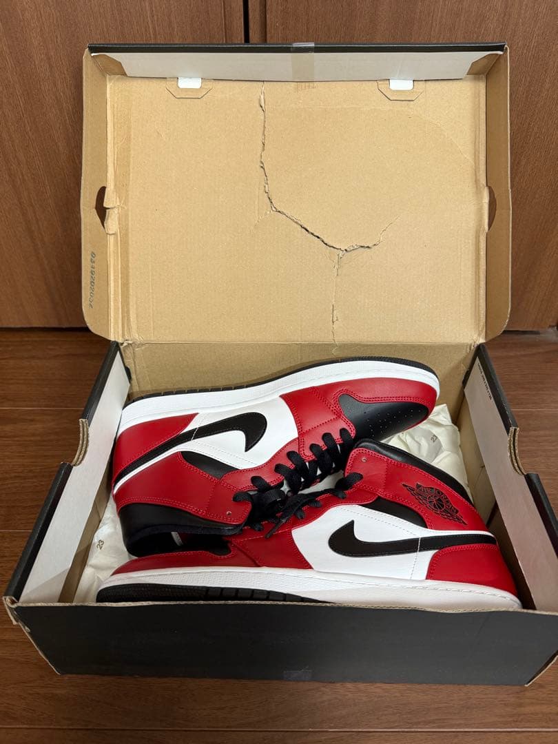 シューズ(男性用) Nike Air Jordan 1 Mid CHICAGO BLACK TOE