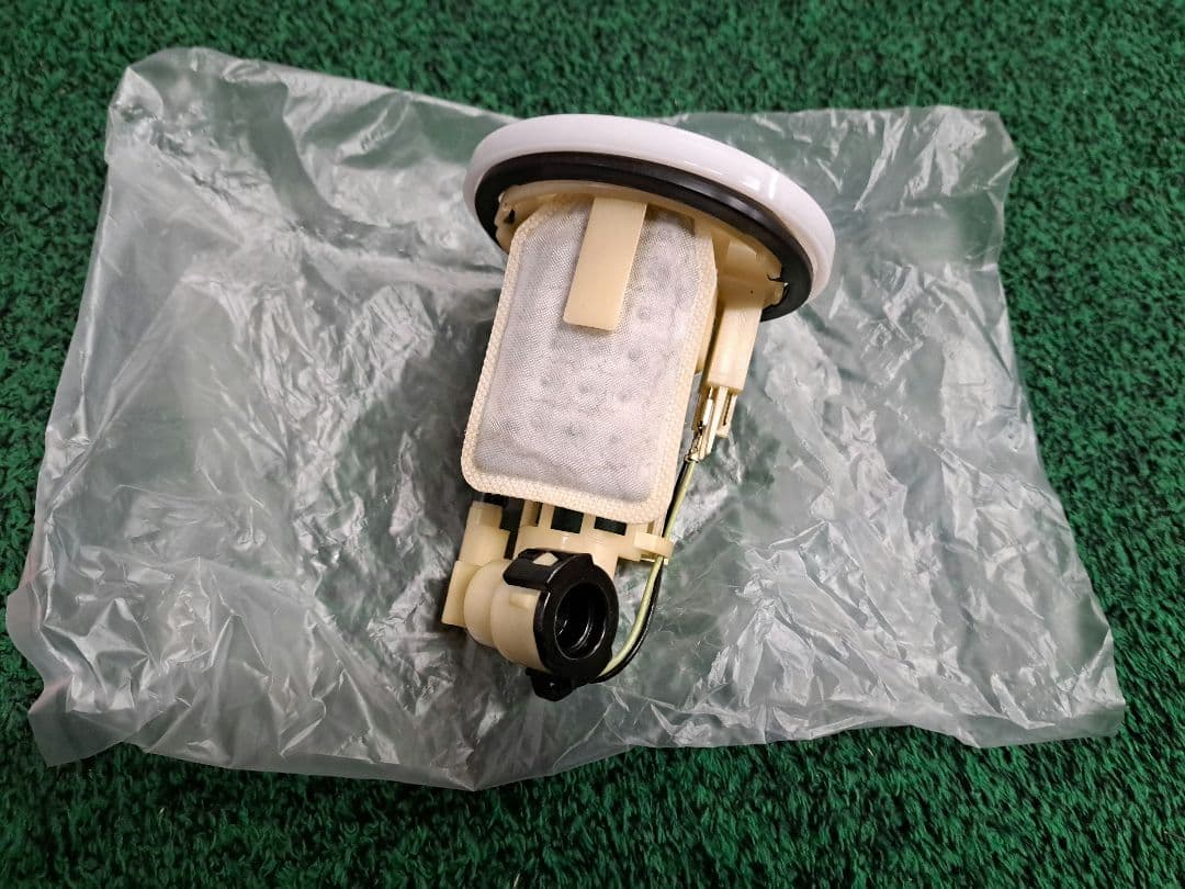 SR400「RH16J」 純正燃料ポンプ キタキツネ