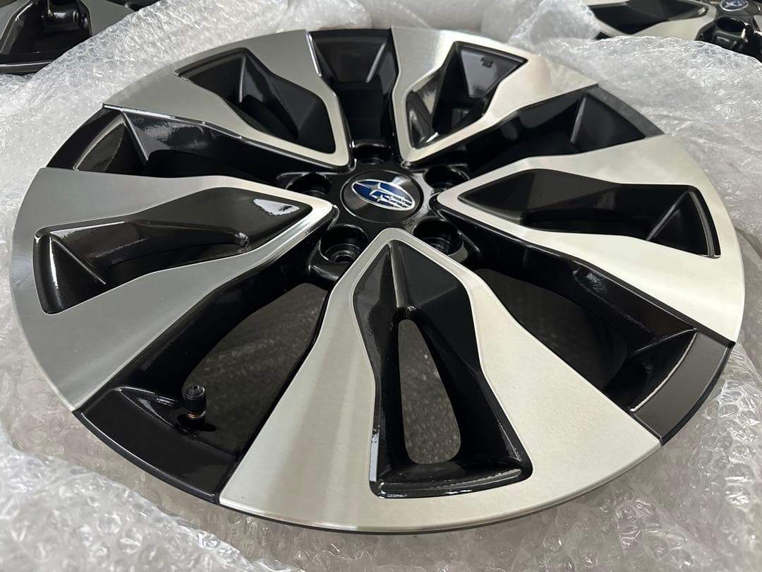 【未使用品】アウトバック純正ホイール4本セット（BT5）