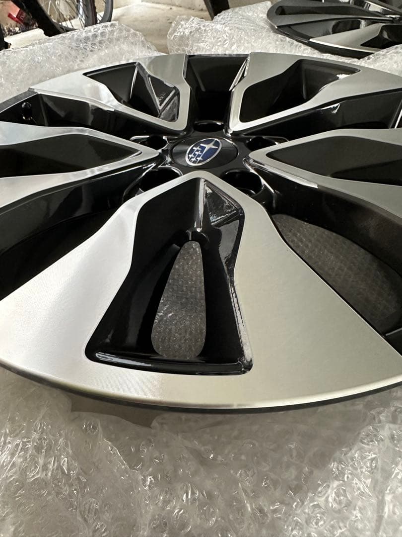 【未使用品】アウトバック純正ホイール4本セット（BT5）