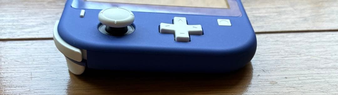 switch lite ブルー