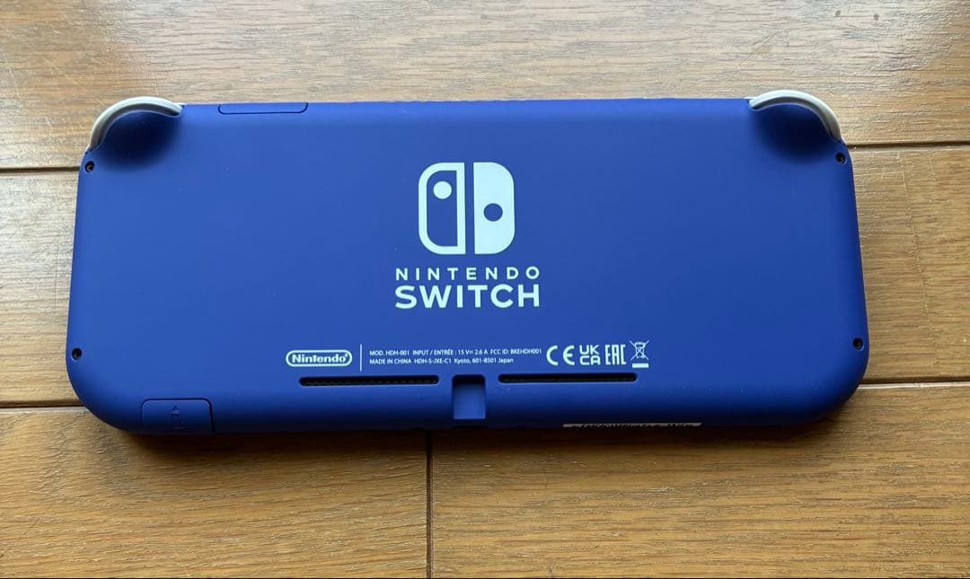 switch lite ブルー
