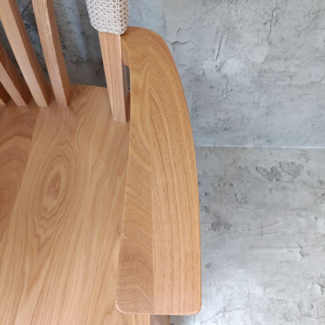 本日限定価格　★美品★　天然材　肘付き回転ダイニングチェア　ウレタン樹脂塗装