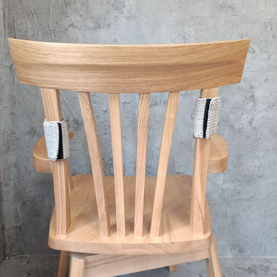 本日限定価格　★美品★　天然材　肘付き回転ダイニングチェア　ウレタン樹脂塗装