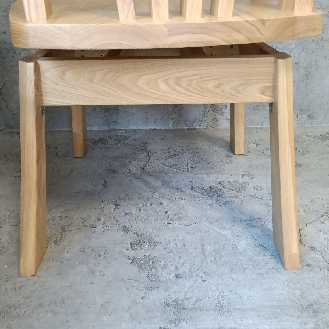 本日限定価格　★美品★　天然材　肘付き回転ダイニングチェア　ウレタン樹脂塗装