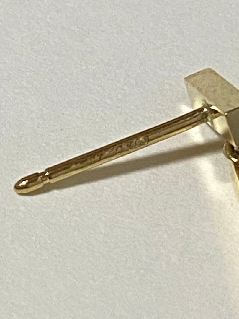 Tiffany ティファニー　ピアス　Tバー