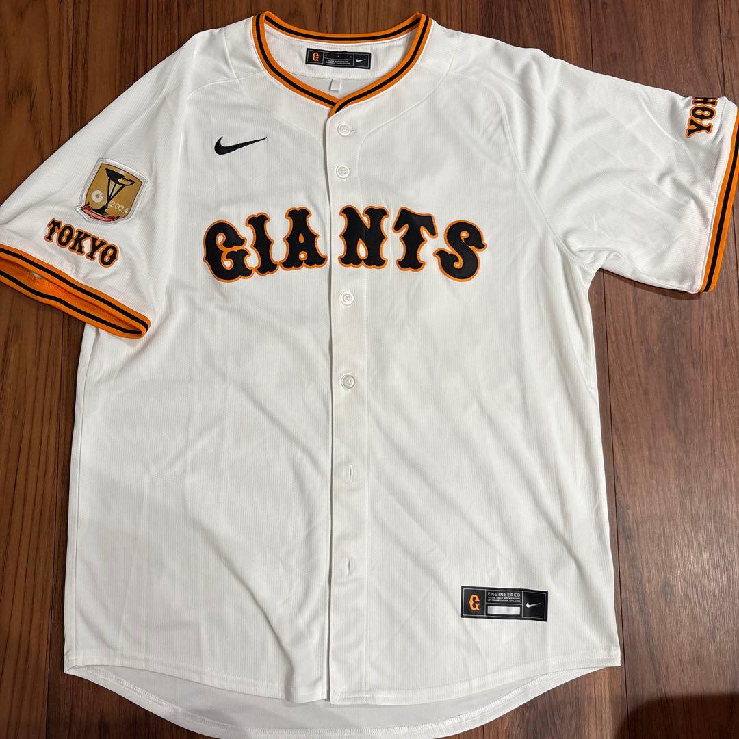 岡本和真 ユニフォーム