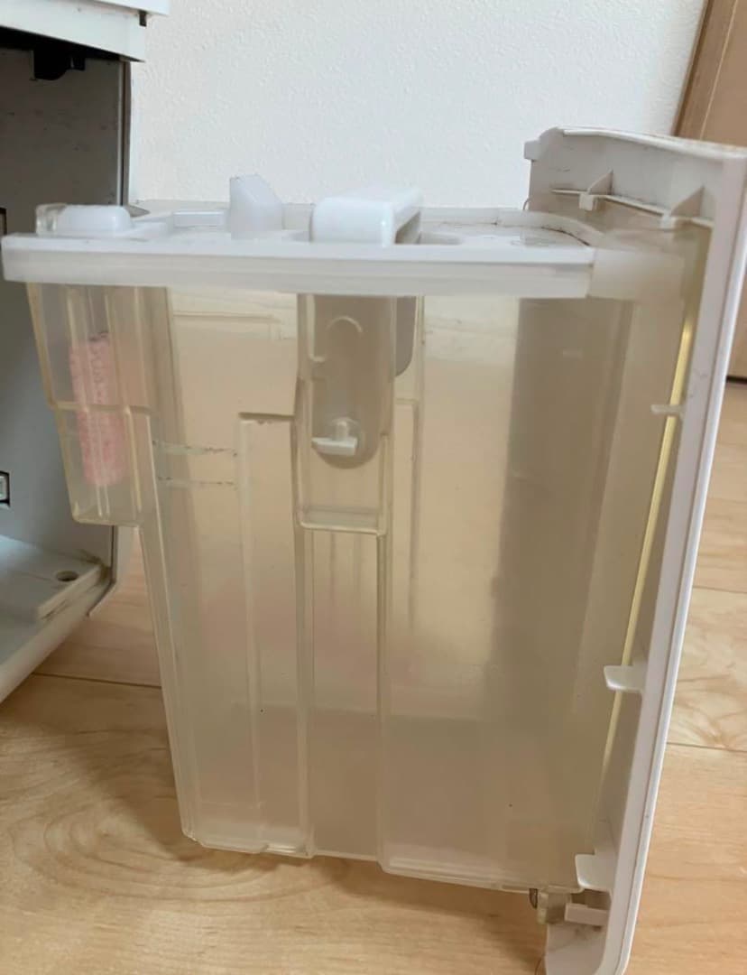 SHARP プラズマクラスタ− 衣類乾燥除湿機 CV-J71-W