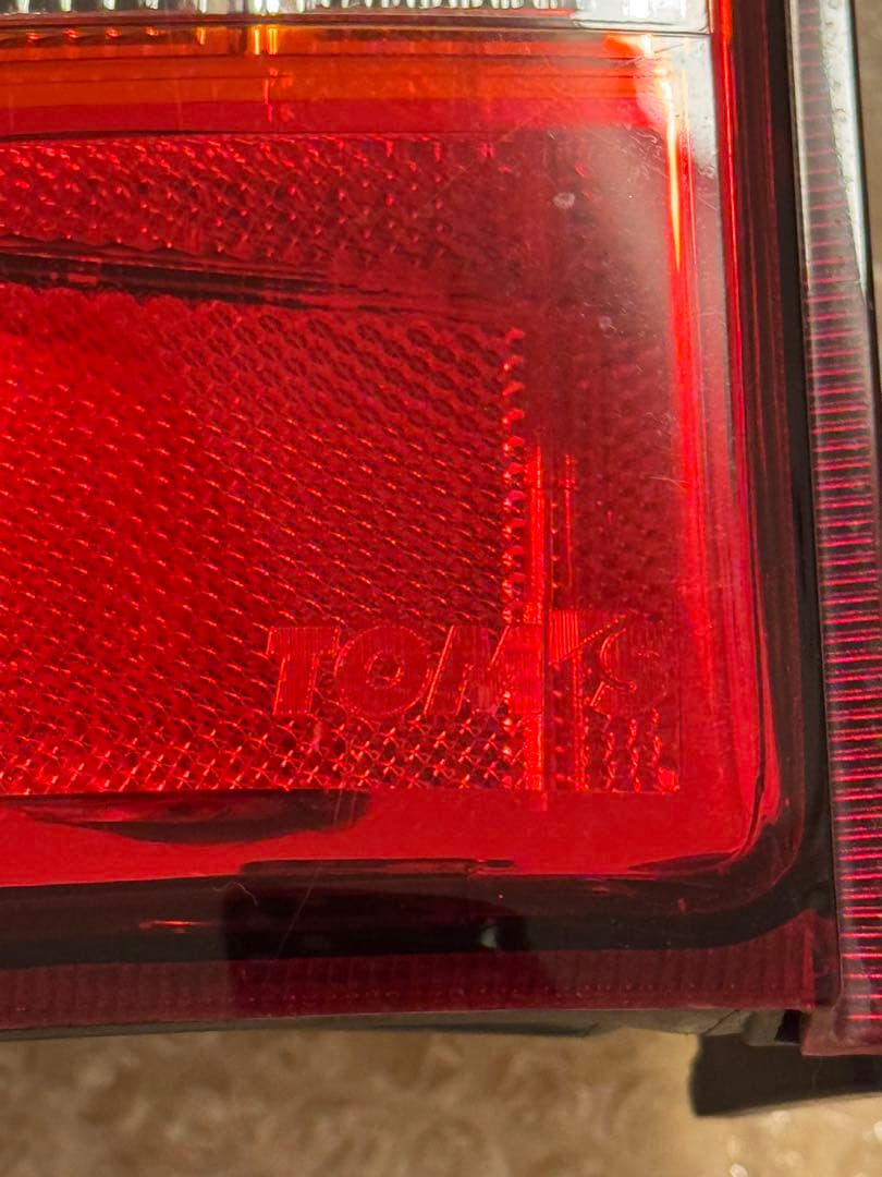 ハイエース200系リアテールランプTOMS2個セット