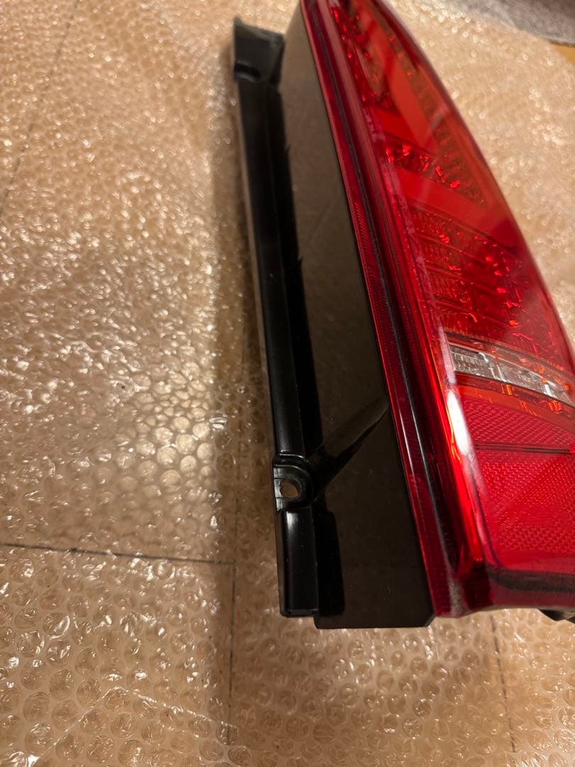 ハイエース200系リアテールランプTOMS2個セット