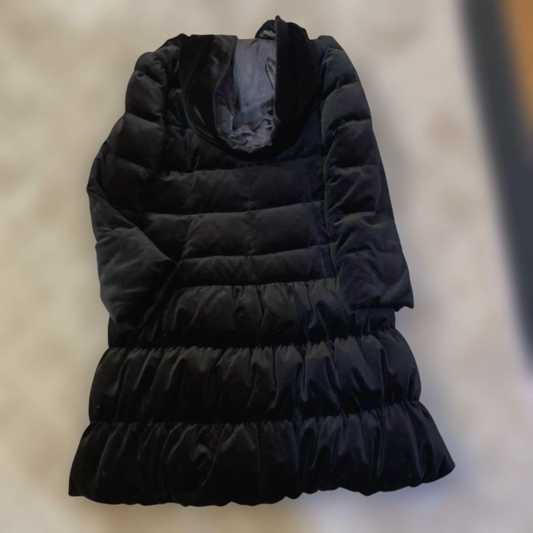 美品　フード付きブラックロングコート　Rene