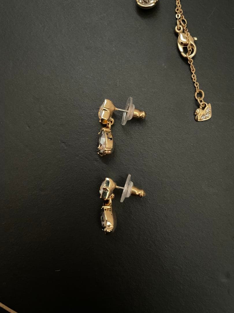 Swarovski ネックレス　ピアス　セット