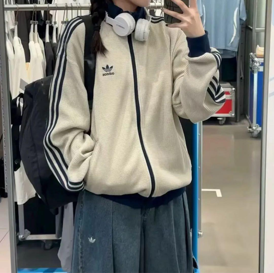 【値下げ】adidas ワッフル トラックジャケット ホワイト/ネイビー