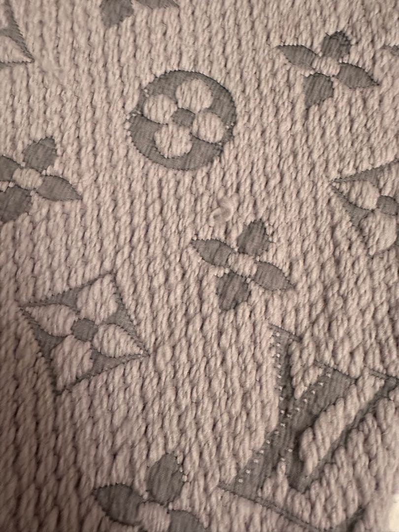 Louis Vuitton グリペルル マフラー グレー