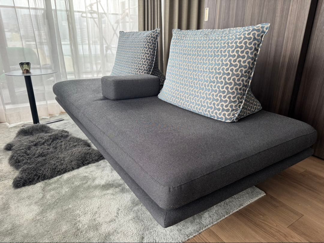 リーンロゼ　ligneroset プラド 2人掛けソファ