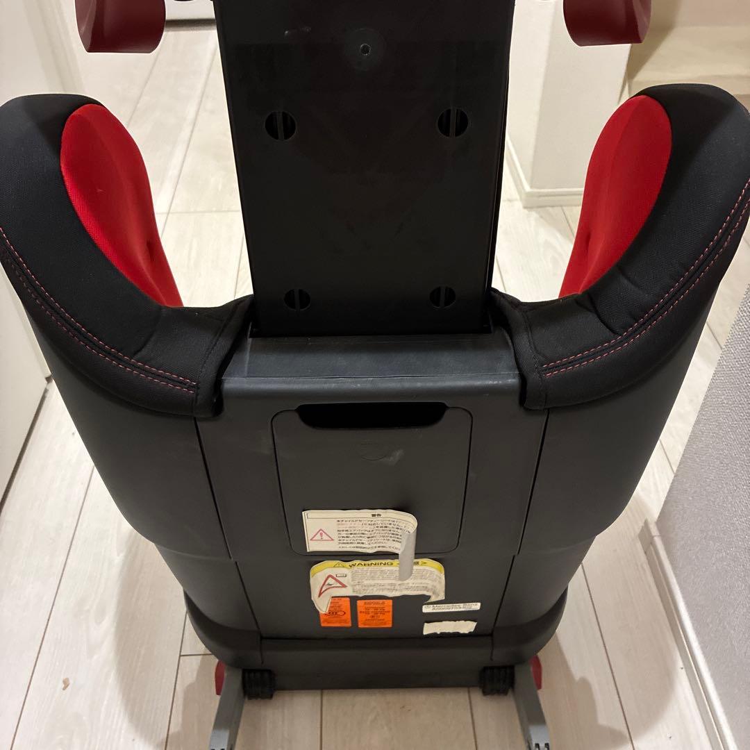 AMG メルセデス車用チャイルドシート ブラック/レッド
