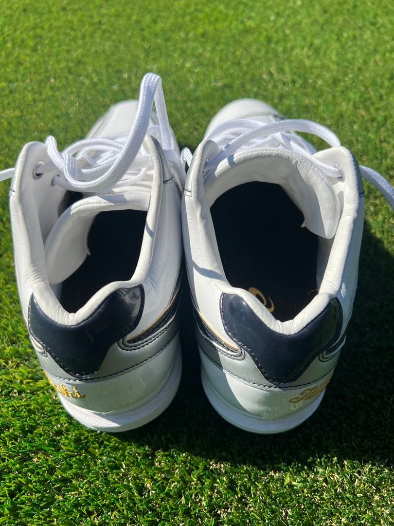 アシックス スパイクシューズ ホワイト/グレー