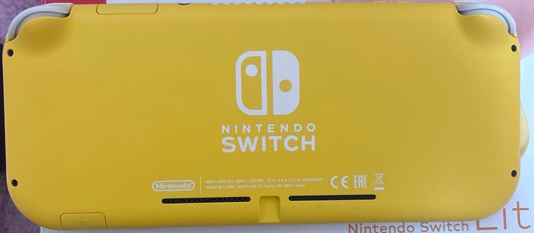 Nintendo Switch Light イエロー 本体