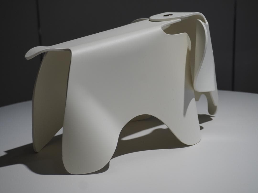 イームズ エレファント スモール