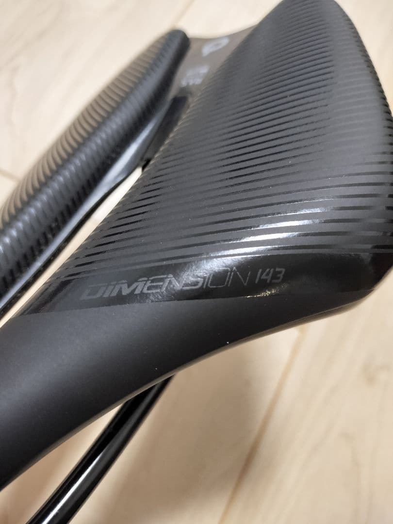 COLNAGO DIMENSION 143 サドル ブラック