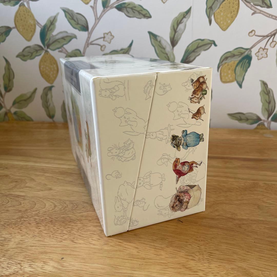 新品未開封　ピーターラビット 絵本贈り物セット 全24冊