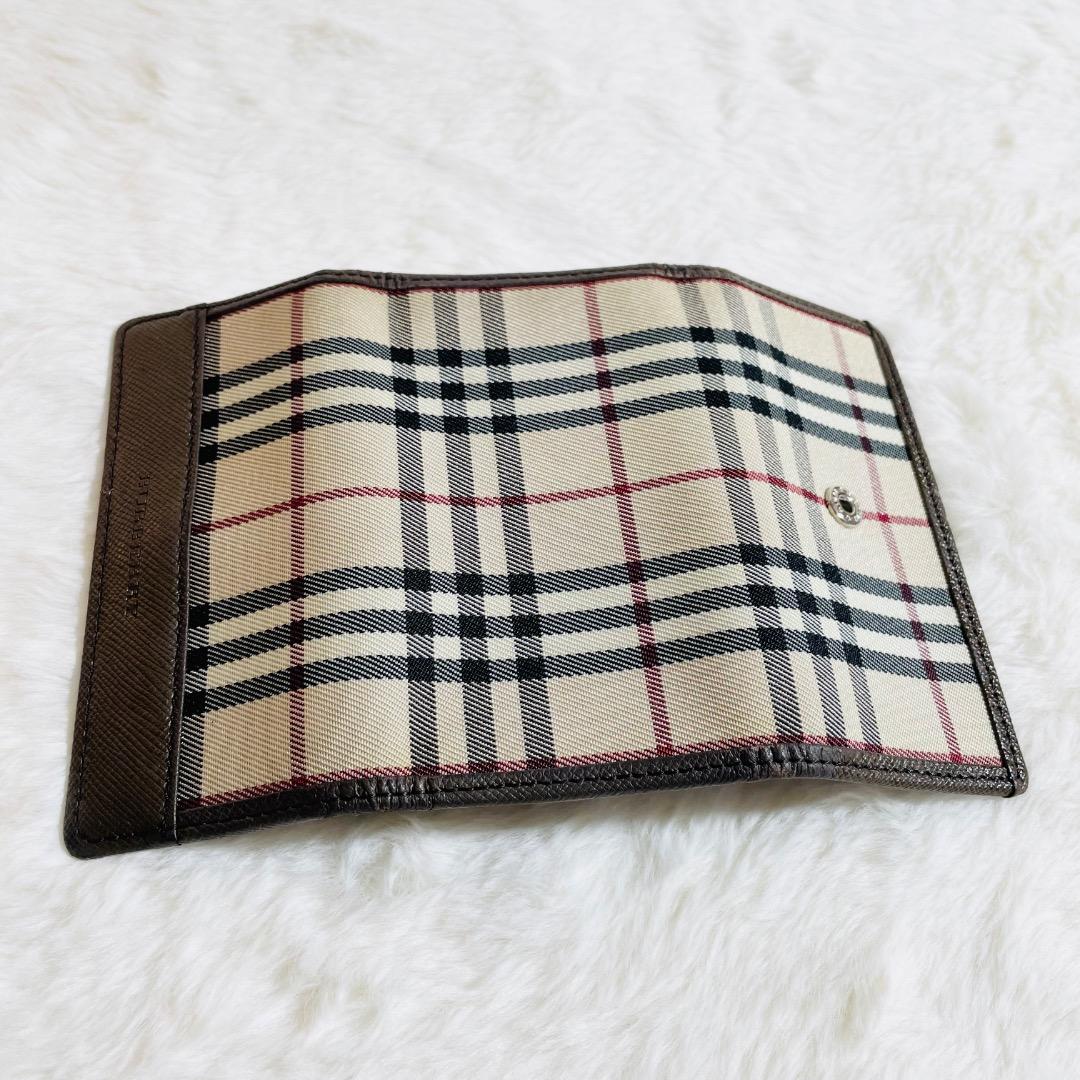 未使用品 箱付き　バーバリー ノバチェック 5連キーケース ベージュ