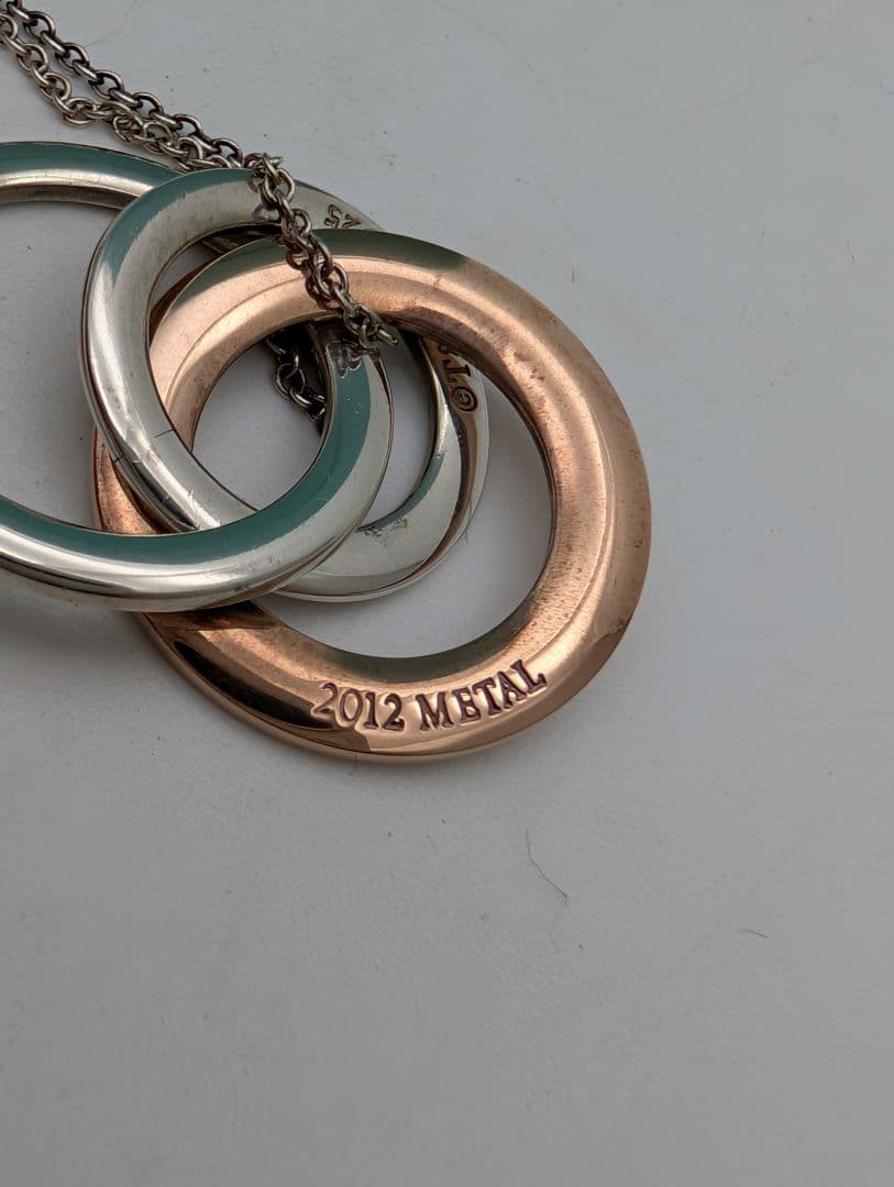 Tiffany & Co. ティファニーインターロッキングネックレス3連