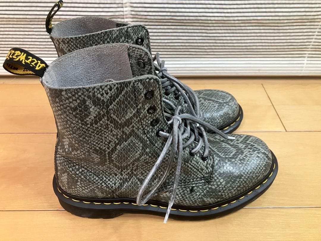 ドクターマーチン 1460 パイソン　蛇柄　UK9 美品