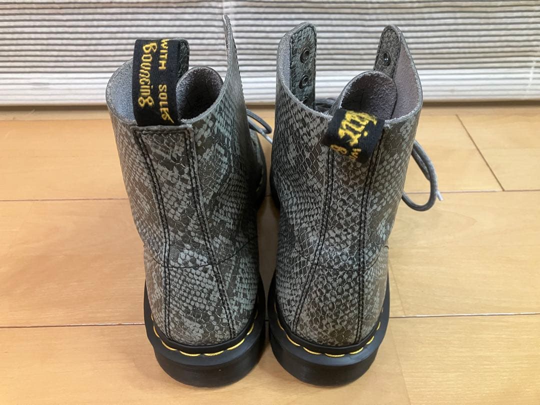 ドクターマーチン 1460 パイソン　蛇柄　UK9 美品