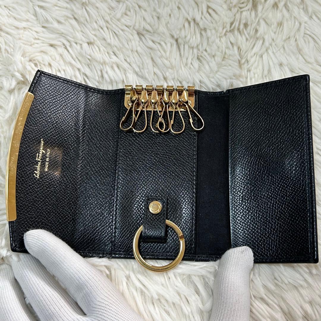 美品✨フェラガモ　現行　キーケース　リング　RFIDタグ　ガンチーニ　黒　付属品