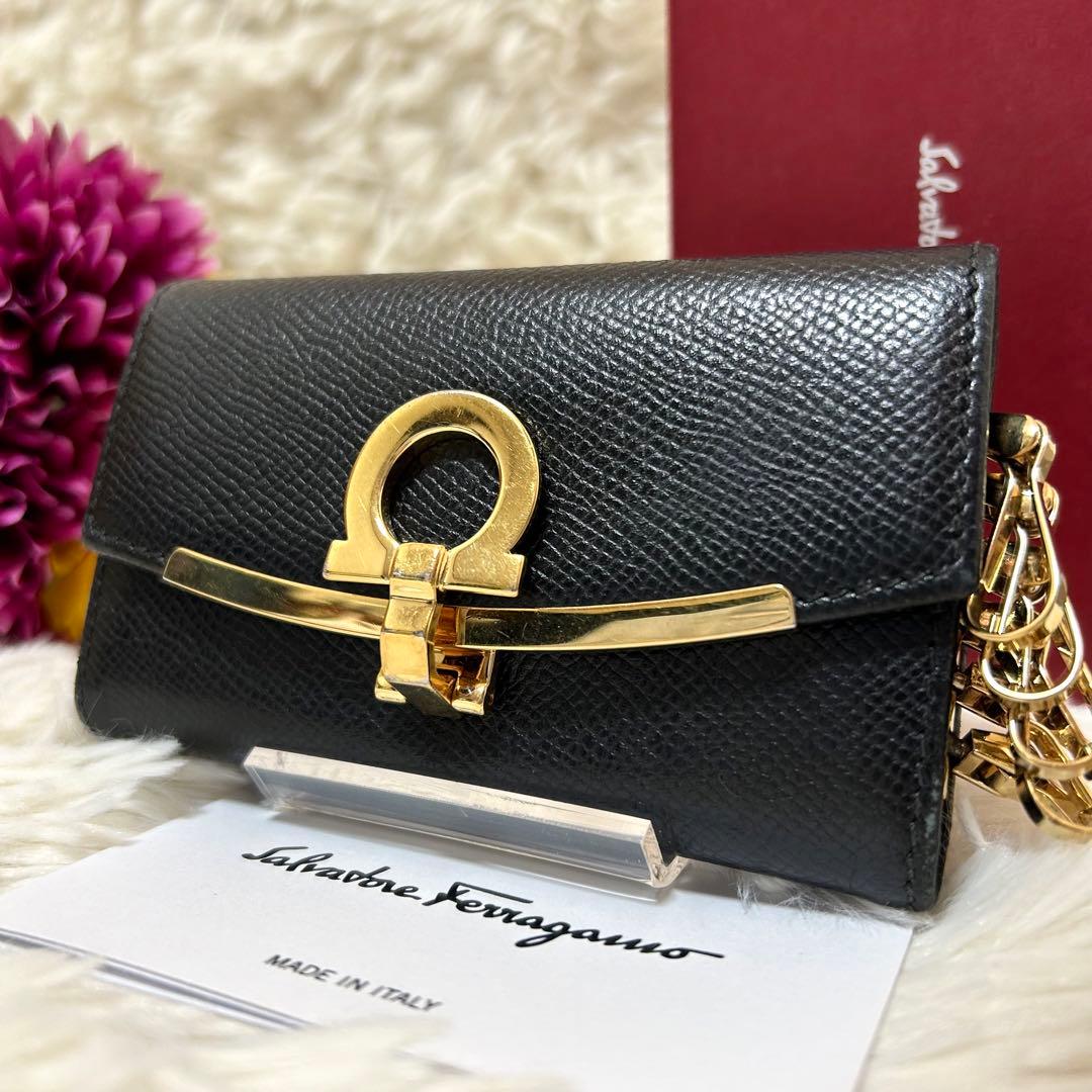 美品✨フェラガモ　現行　キーケース　リング　RFIDタグ　ガンチーニ　黒　付属品