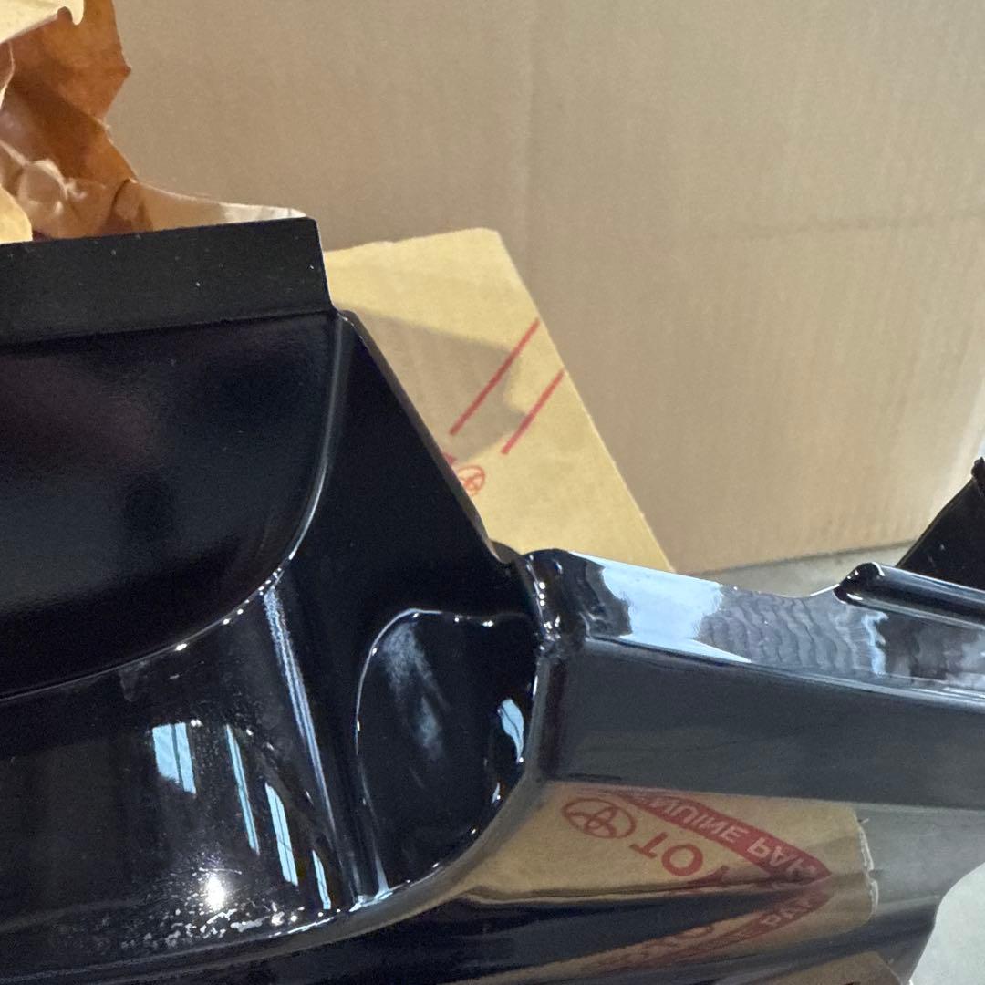 トヨタC-HR純正エアロパーツ　サイドスカート　手渡し限定