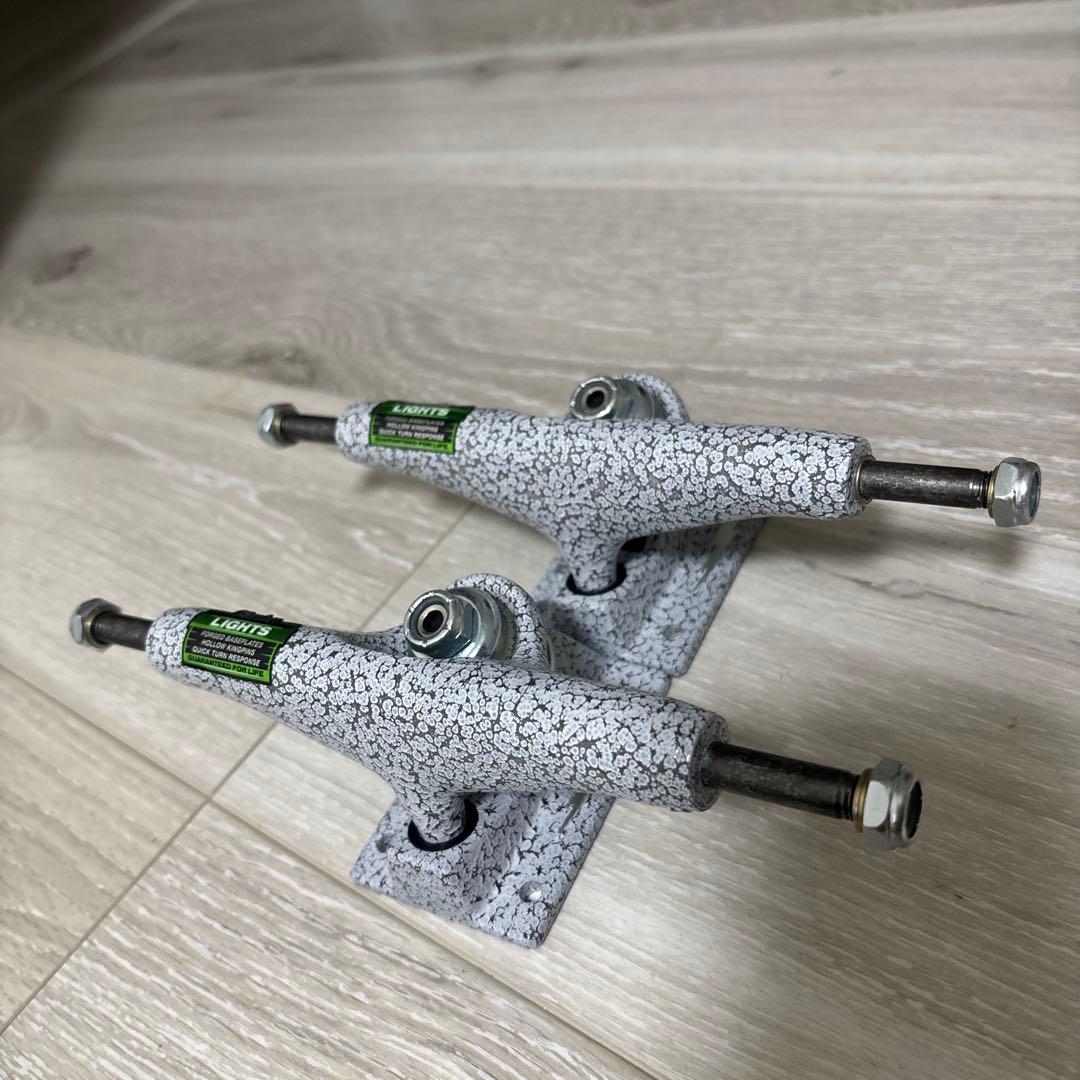 TKL LIGHTS 148 スケートボードトラック グレー