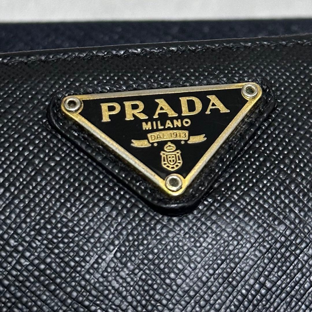 PRADA プラダ　長財布　ラウンドファスナー　三角ロゴ　サフィアーノレザー