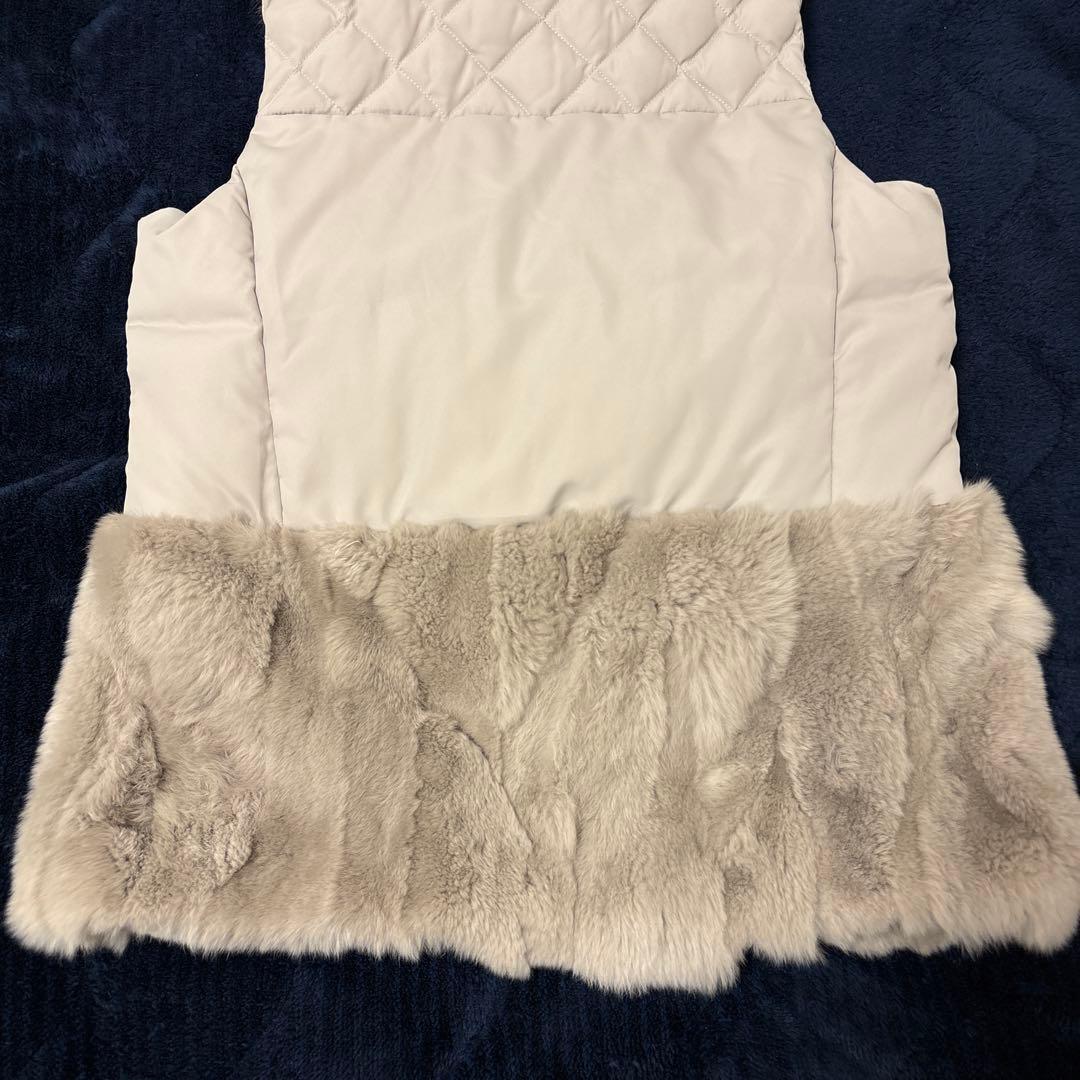 【新品】VICKY ダウンベスト ファー付き ジップアップ グレージュ　タグ付き